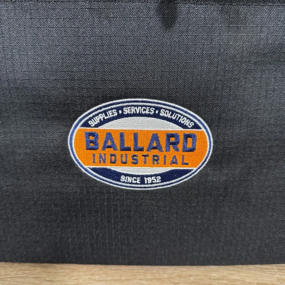 Eddie Bauer Max Cool 24-Can Cooler Black Ballard Industrial Soft Side Bag EB800